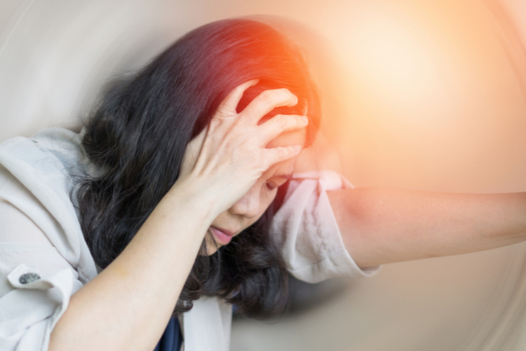 curvar-se-sobre-a-dor-de-cabeca