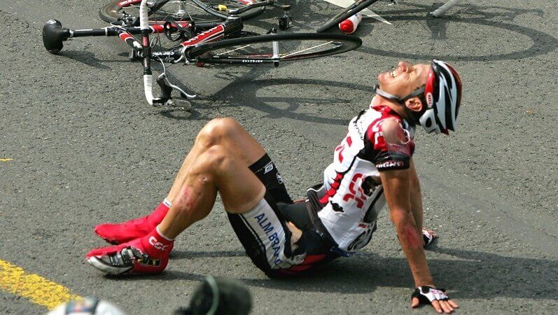 cuidados com erupcoes na estrada de ciclismo